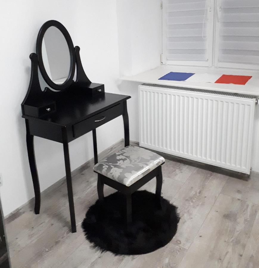 Apartament centrum Sienkiewicza WIEŻA EIFFLA PROMENADA -KLIMATYZACJA- Kielce Zewnętrze zdjęcie